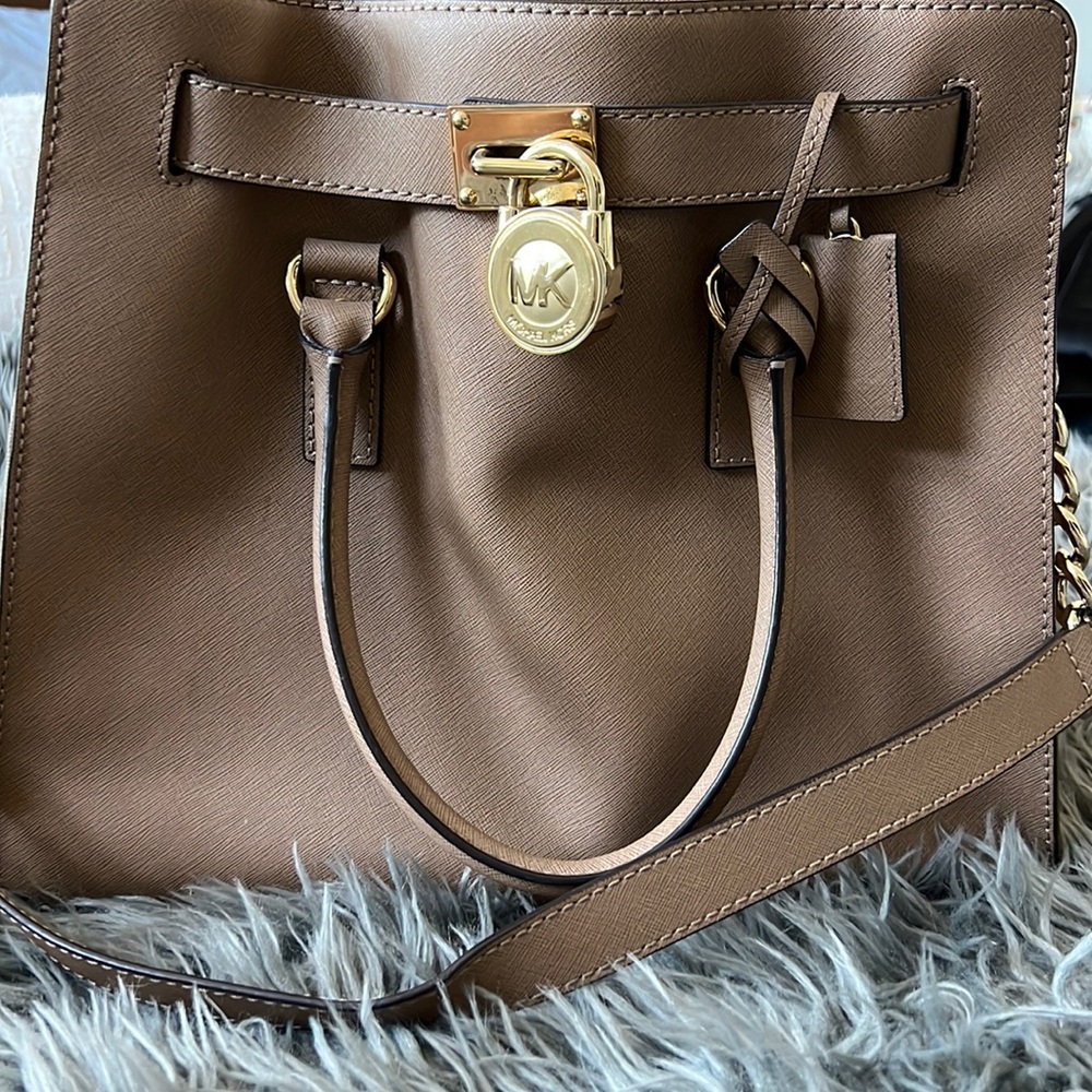 Excellent condition Michael Kors Handbag